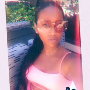 Meet your Posher, Jade-milan